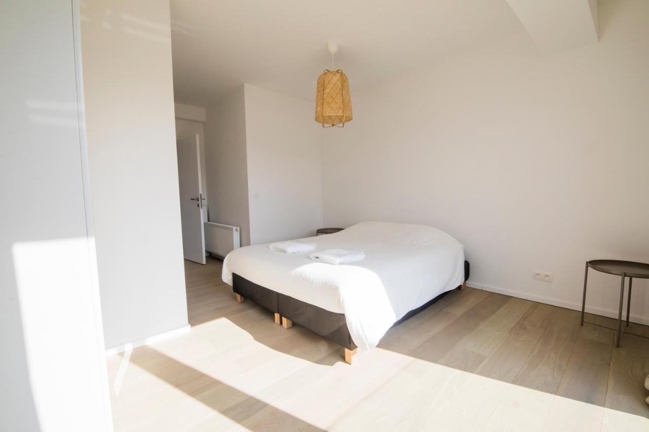 Bed and Breakfast Travelease - Midi Brüssel Exterior foto