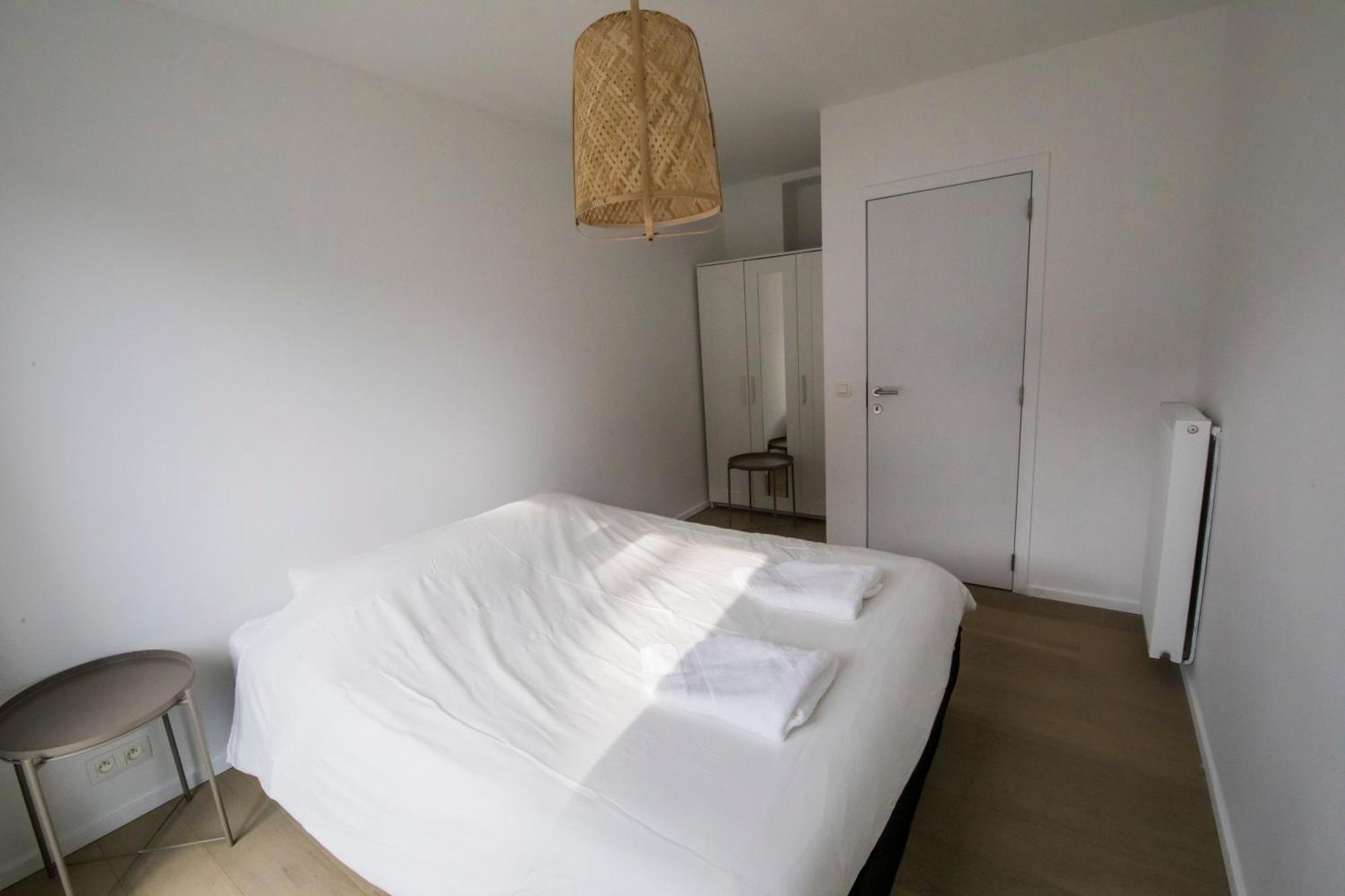 Bed and Breakfast Travelease - Midi Brüssel Exterior foto