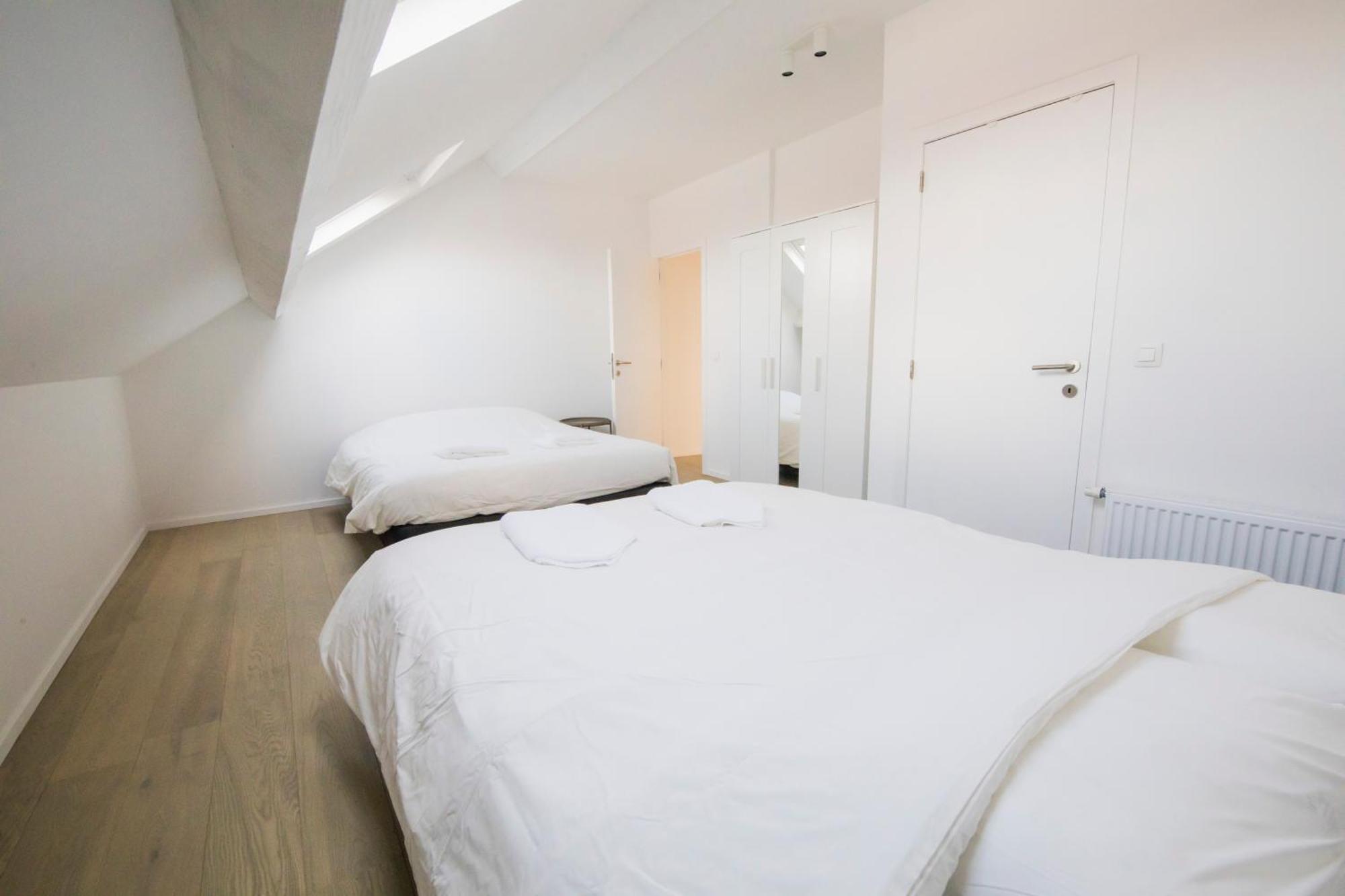 Bed and Breakfast Travelease - Midi Brüssel Exterior foto