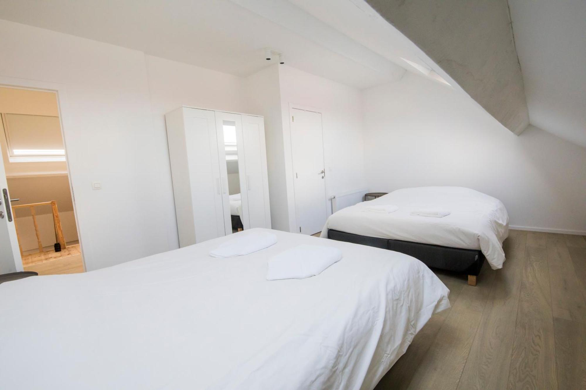 Bed and Breakfast Travelease - Midi Brüssel Exterior foto
