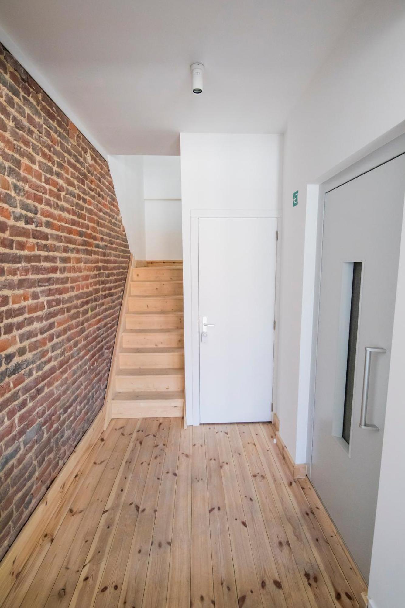 Bed and Breakfast Travelease - Midi Brüssel Exterior foto